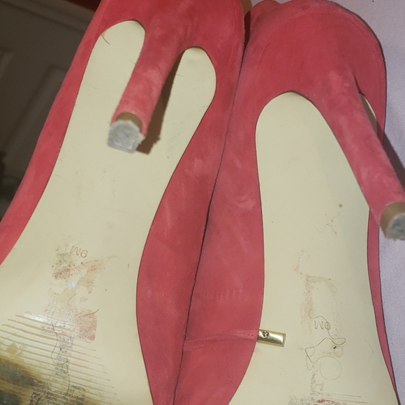 GUESS red suede tie up stiletto booties - Picture 5 of 11